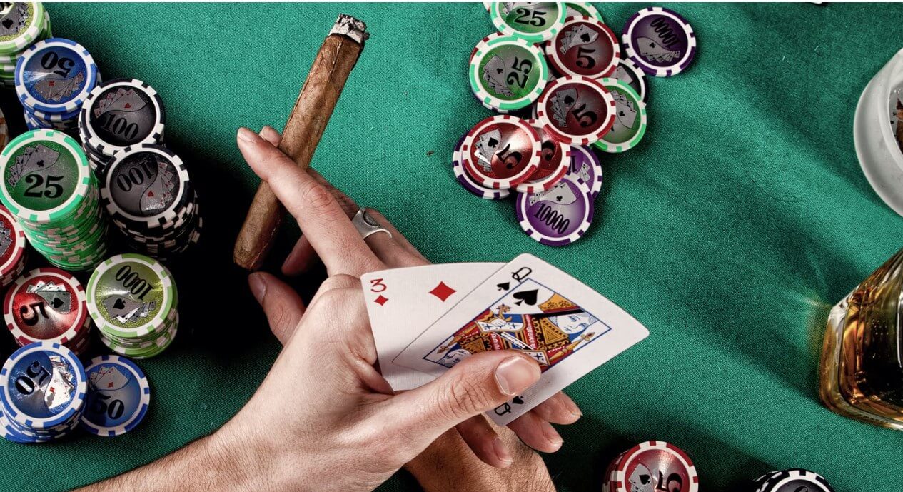 Berapa banyak orang yang bisa bermain poker